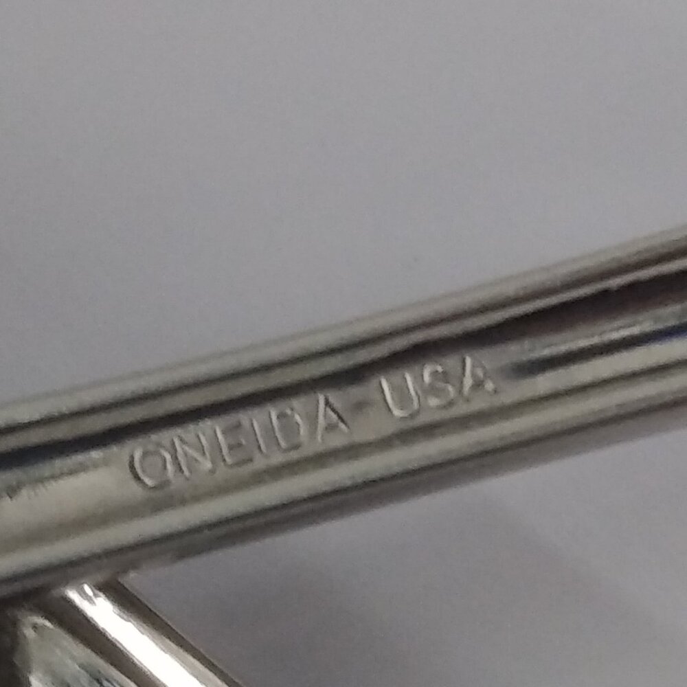 Oneida Silver Oval Soup Spoons Stainless Set of 5 - Picture 6 of 7